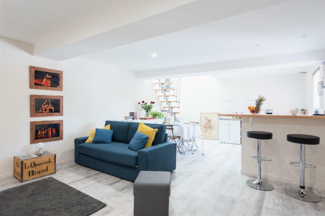 Villefranche-sur-Saône Grand Duplex Au Calme En Centre-Ville מראה חיצוני תמונה